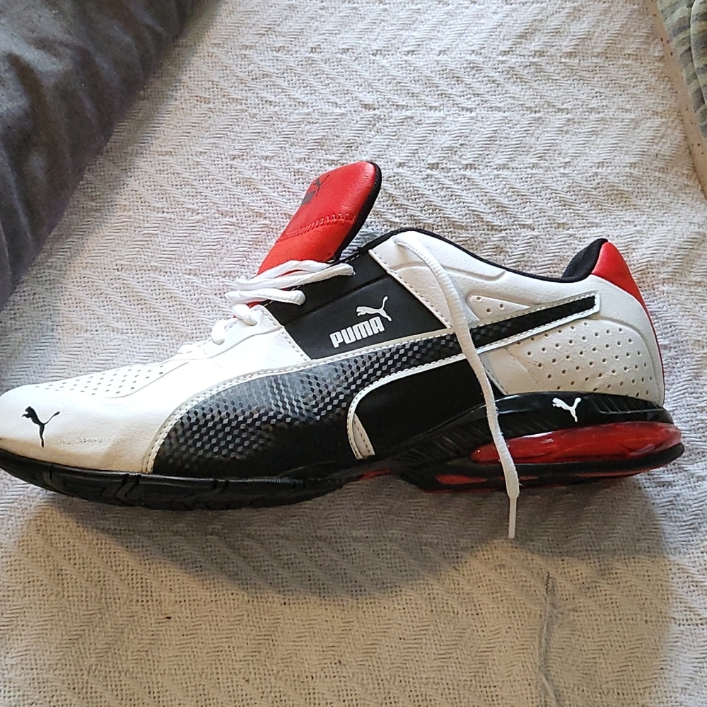 Puma shoes 10.5